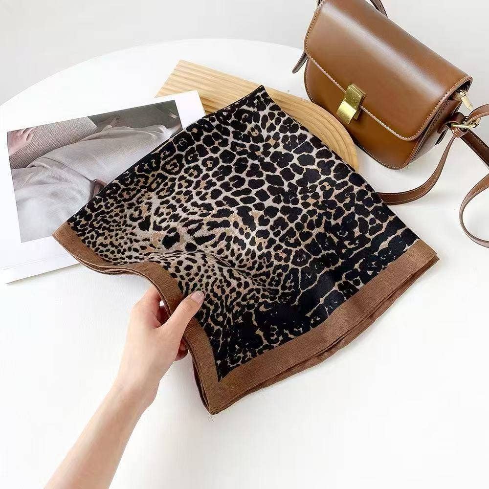 Chic Leopard Scarf
